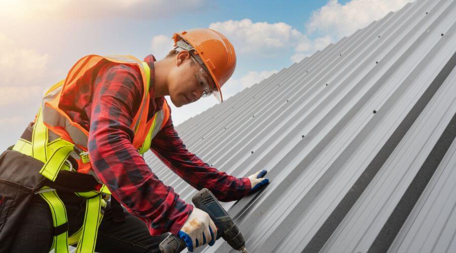 Professional Emergency Roof Repairs services in Lucien, OK
